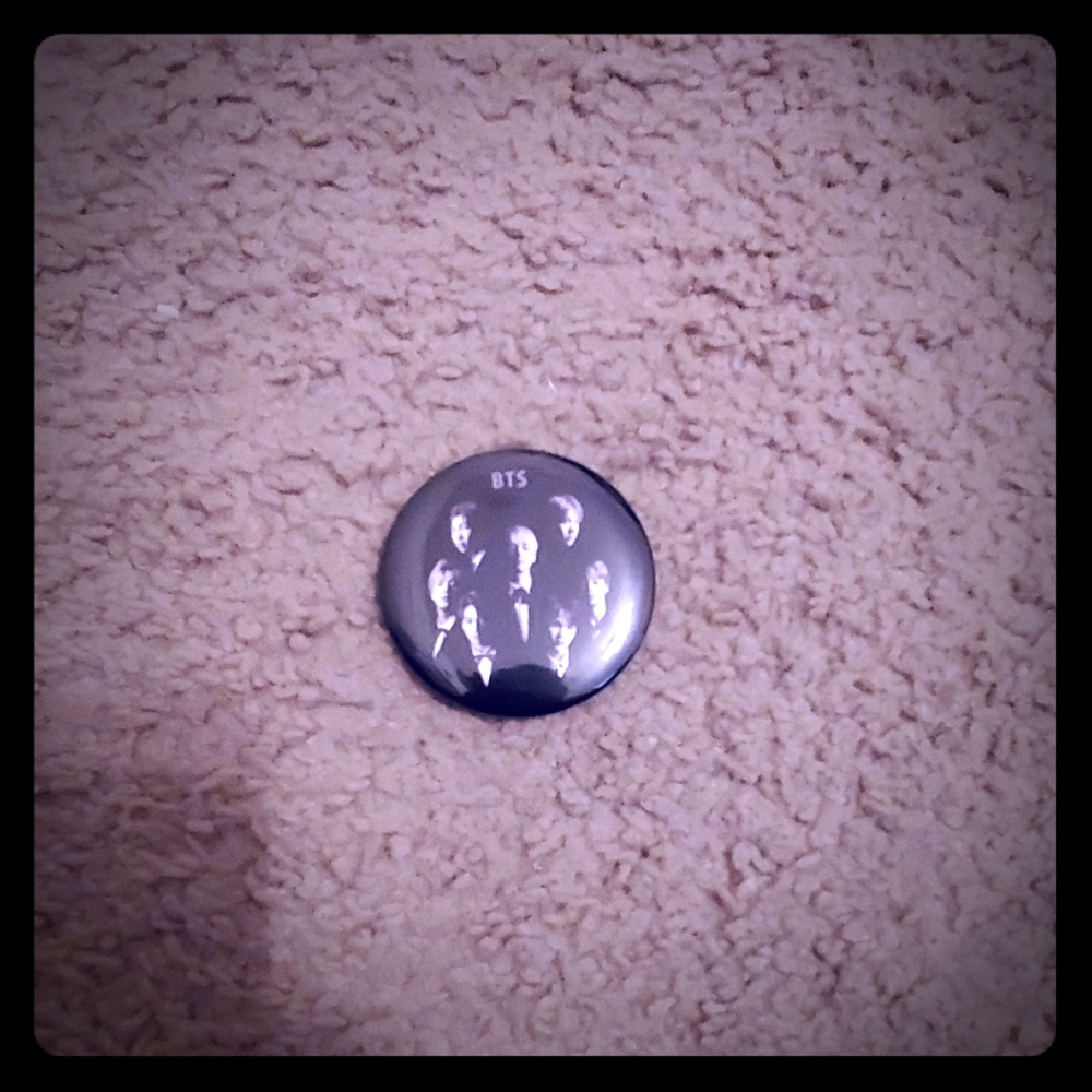 Bts buttons